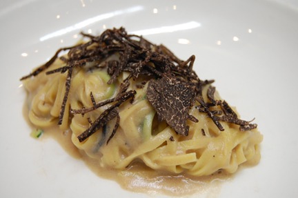 black truffle pasta small