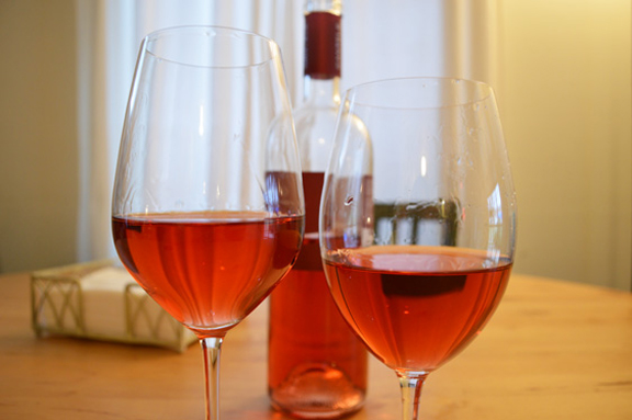 how much wine should you pour in a glass