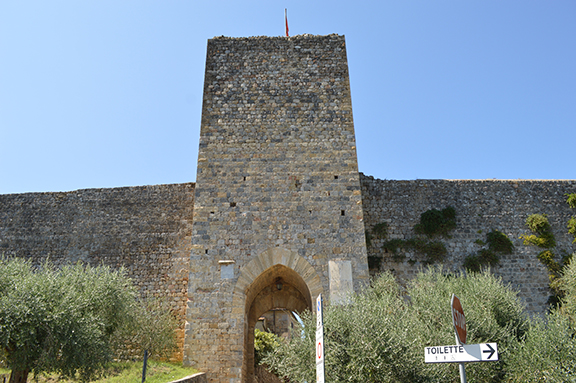 best medieval town tuscany