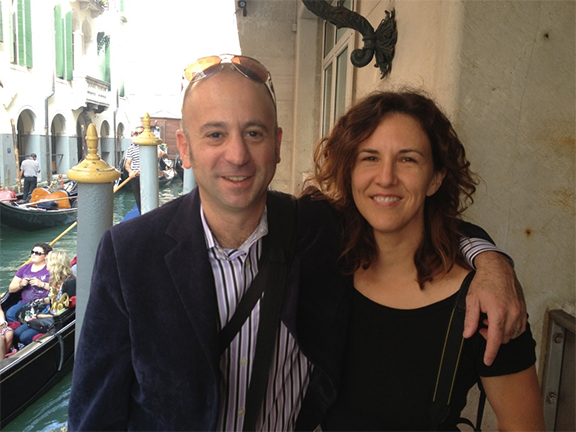 elaine brown hawk wakawaka wine blogger